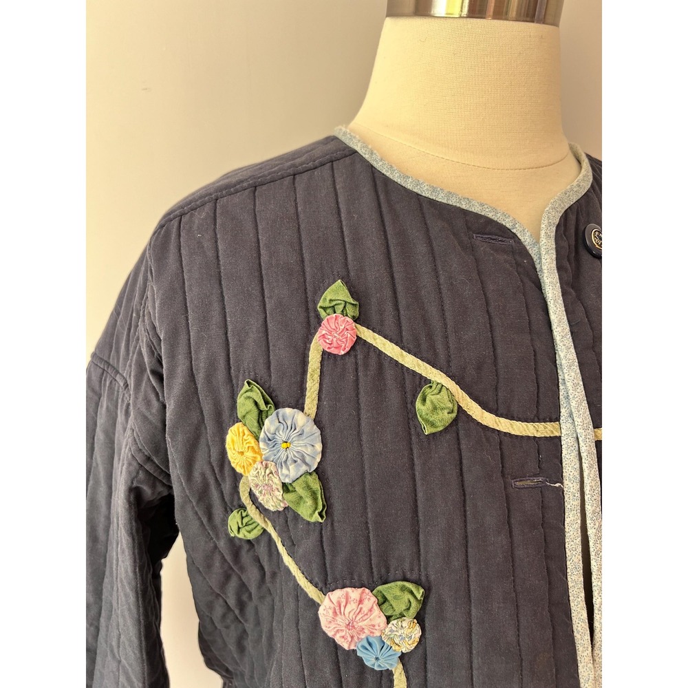 Jo Anne Johnson Quilted Jacket Navy Blue Floral Applique Yo-Yo Flower Artisan L - Picture 6 of 6